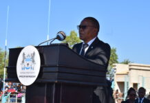 Bots holds mass funeral for victims of bus tragedy